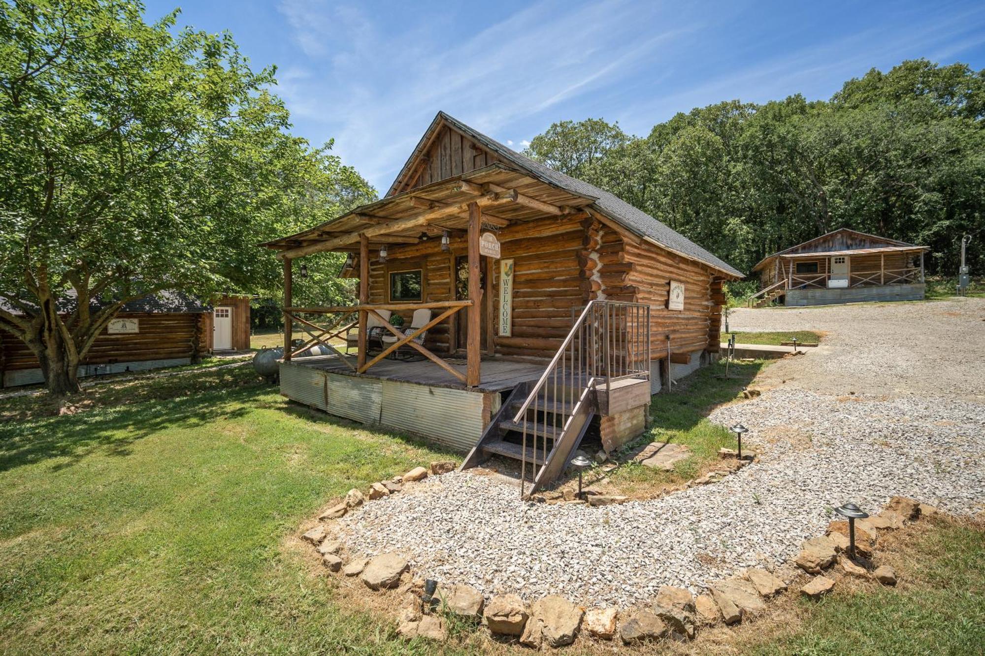 Spring Hill Farm - The Velvet Rooster Villa Alma Dış mekan fotoğraf